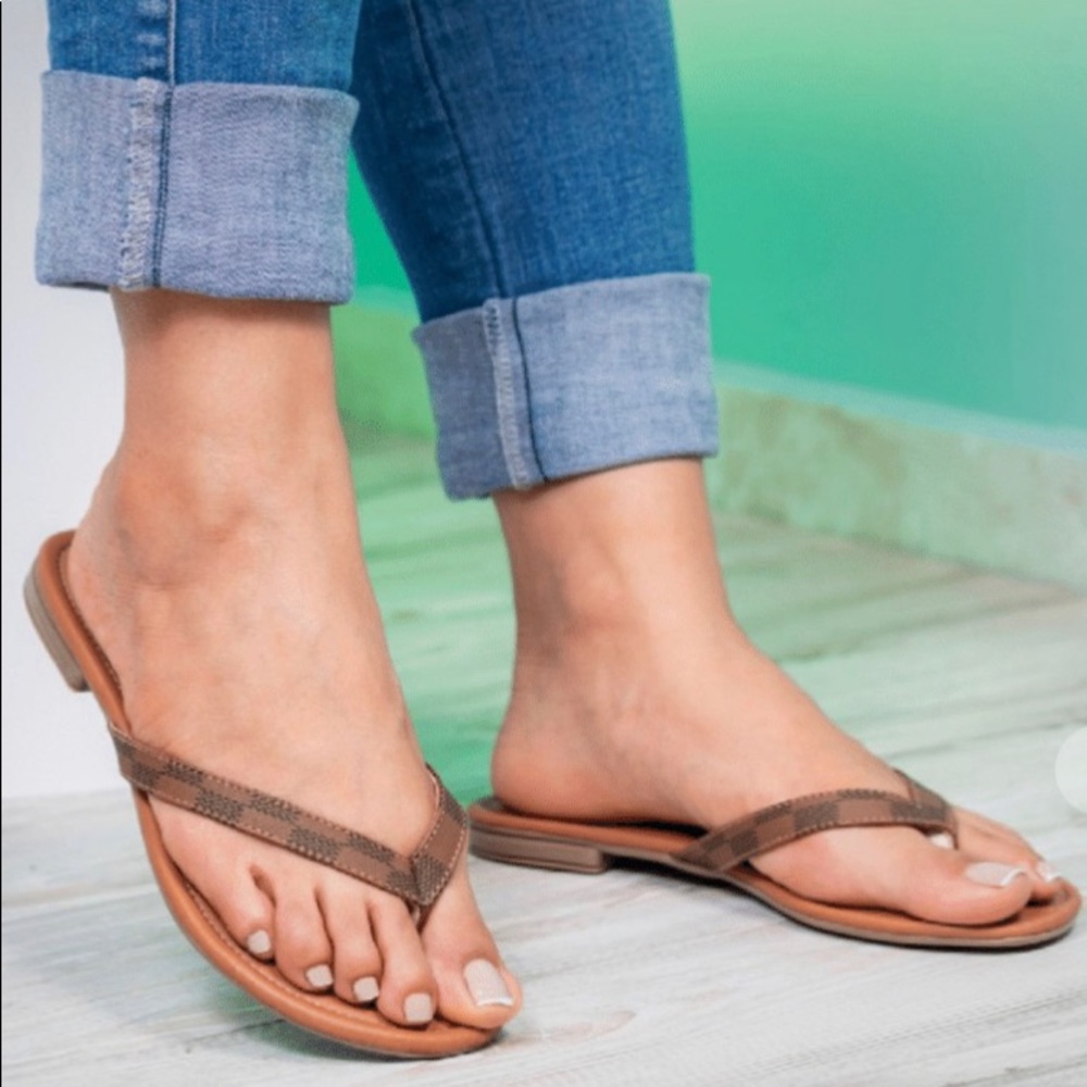 NIB Chess Sandals